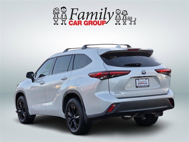 2022 Toyota Highlander Hybrid Bronze Edition