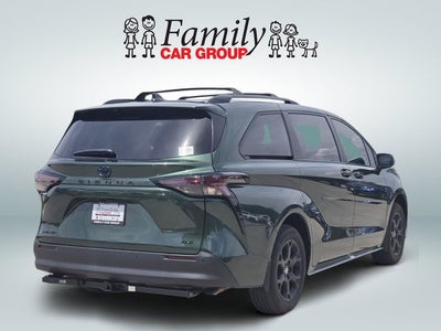 2025 Toyota Sienna Woodland Edition 7 Passenger