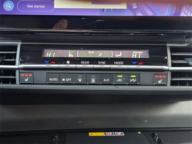 2025 Toyota Sienna Woodland Edition 7 Passenger