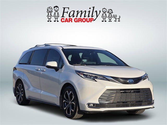2025 Toyota Sienna Platinum 7 Passenger