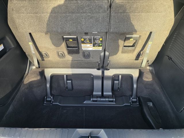 2025 Toyota Sienna Platinum 7 Passenger