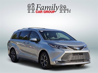2025 Toyota Sienna Platinum 7 Passenger