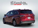 2025 Toyota Sienna XLE 8 Passenger
