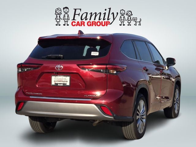 2023 Toyota Highlander Platinum