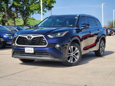 2023 Toyota Highlander XLE