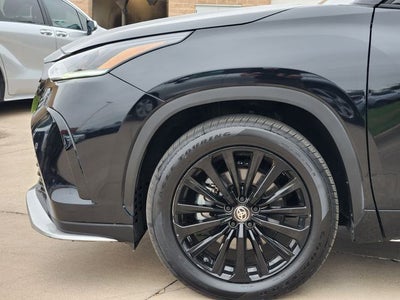 2025 Toyota Highlander XSE