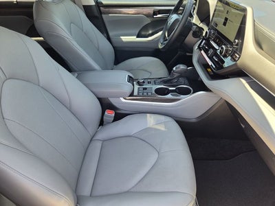 2026 Toyota Highlander Limited