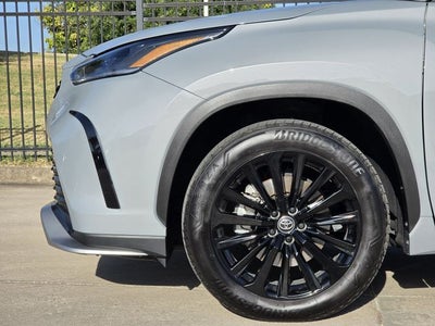 2025 Toyota Highlander XSE