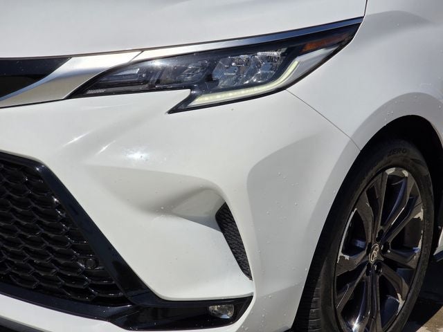 2021 Toyota Sienna XSE 7 Passenger