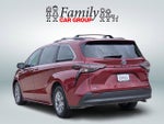 2025 Toyota Sienna XLE 8 Passenger