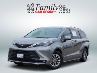 2026 Toyota Sienna XLE 8 Passenger