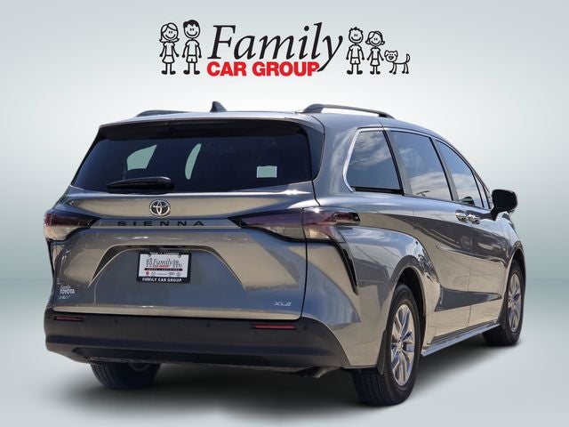 2026 Toyota Sienna XLE 8 Passenger
