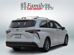 2025 Toyota Sienna XLE 8 Passenger