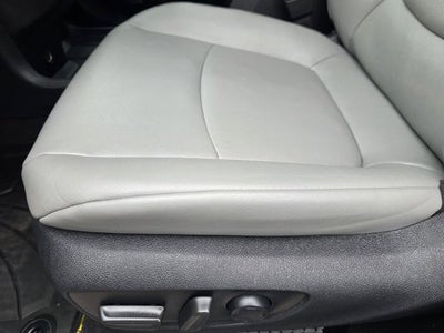 2025 Toyota Sienna XLE 8 Passenger