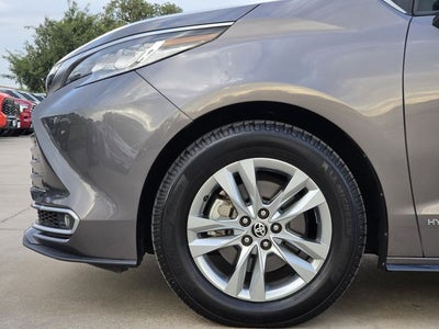 2021 Toyota Sienna Limited 7 Passenger