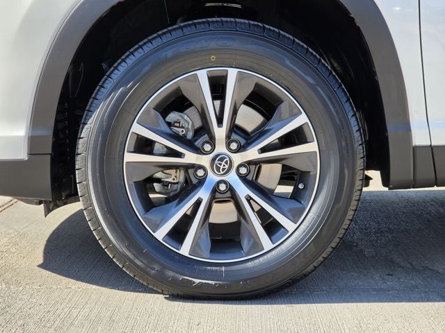 2019 Toyota Highlander LE Plus