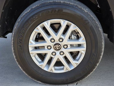 2022 Toyota Tundra SR5