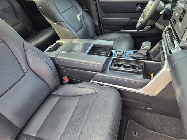 2025 Toyota Tundra Platinum - Photo 13