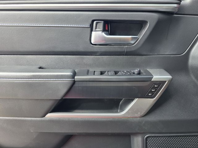 2025 Toyota Tundra Platinum - Photo 19