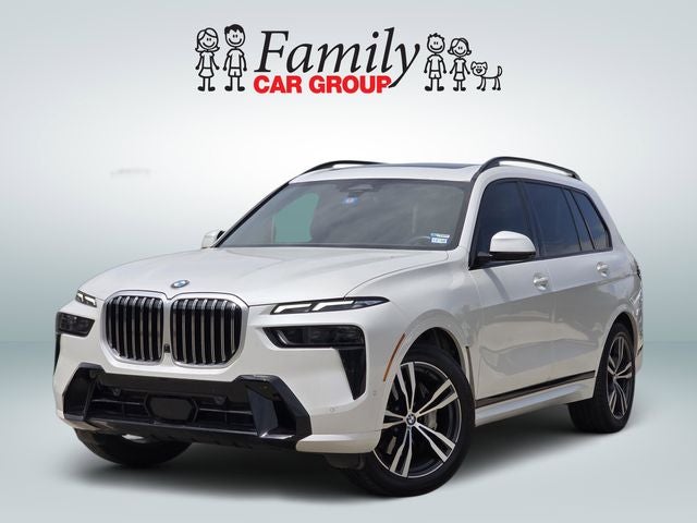 2023 BMW X7 xDrive40i's photo