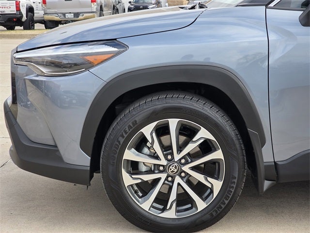 2025 Toyota Corolla Cross XLE