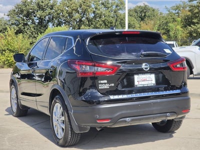 2022 Nissan Rogue Sport S