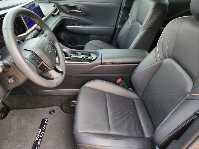 2025 Toyota Crown Platinum