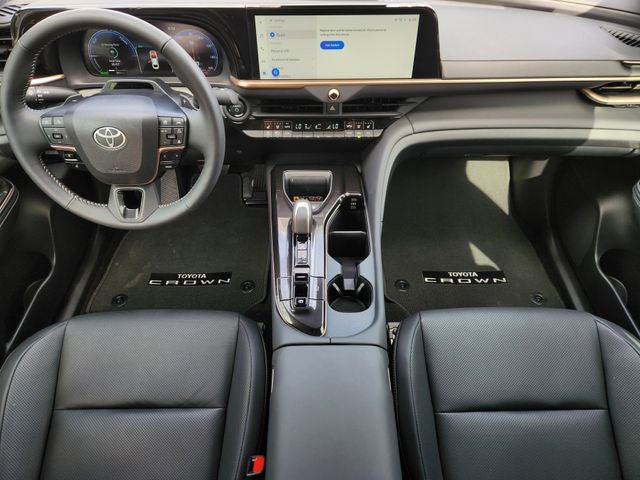 2025 Toyota Crown Platinum