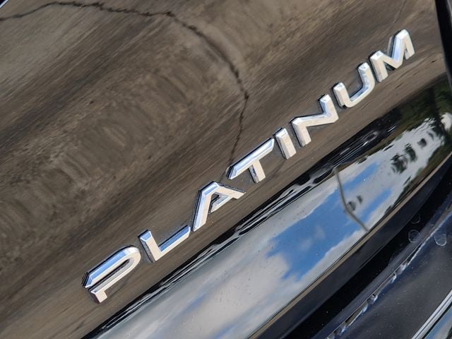 2025 Toyota Crown Platinum