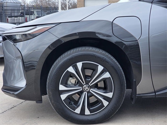 2024 Toyota bZ4X XLE