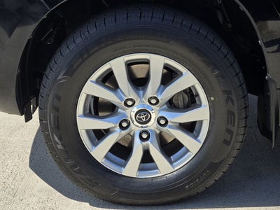 2018 Toyota Land Cruiser Base