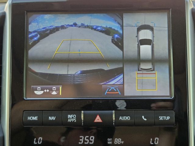 2018 Toyota Land Cruiser Base