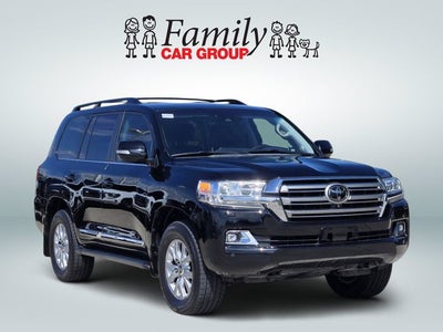 2018 Toyota Land Cruiser Base