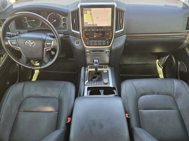2018 Toyota Land Cruiser Base