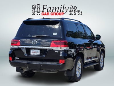 2018 Toyota Land Cruiser Base