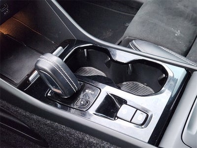 2020 Volvo XC40 R-Design