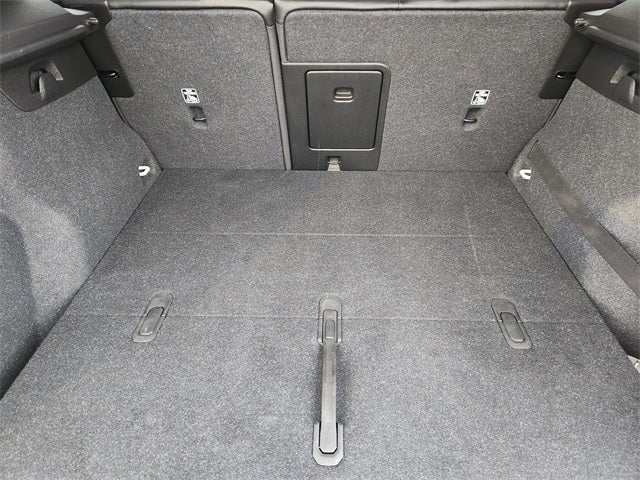 2020 Volvo XC40 R-Design