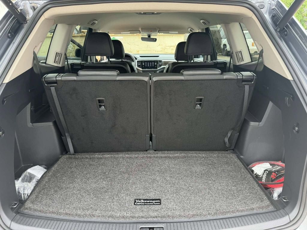 2023 Volkswagen Atlas 2.0T SE w/Technology
