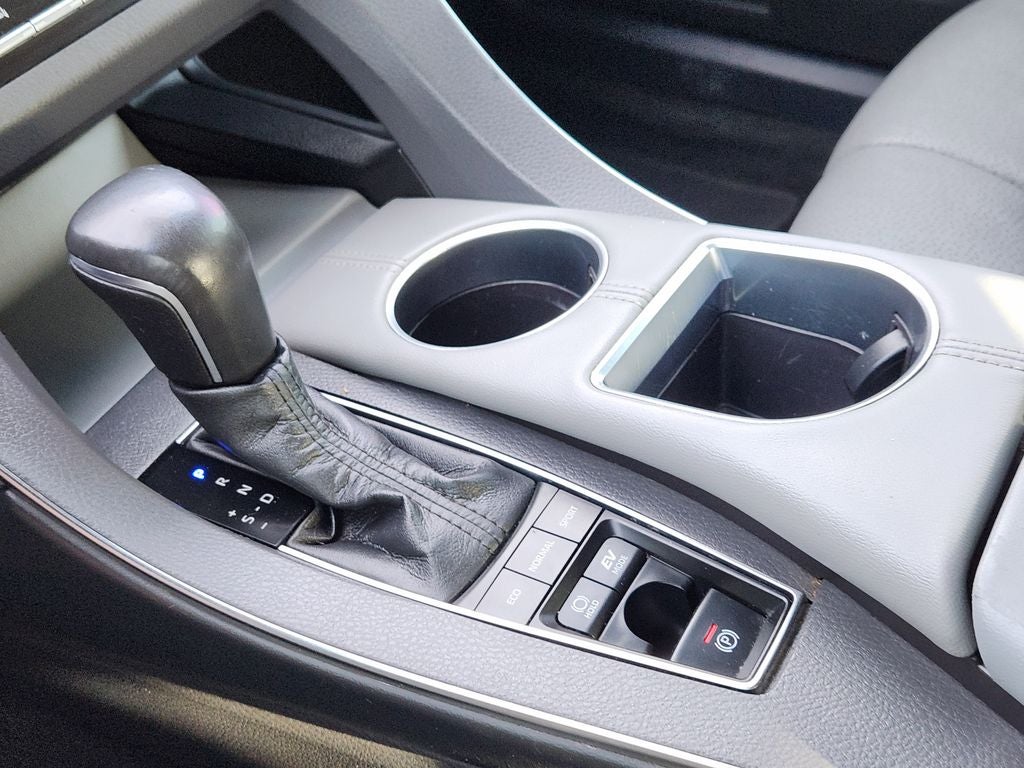 2021 Toyota Avalon Hybrid Limited