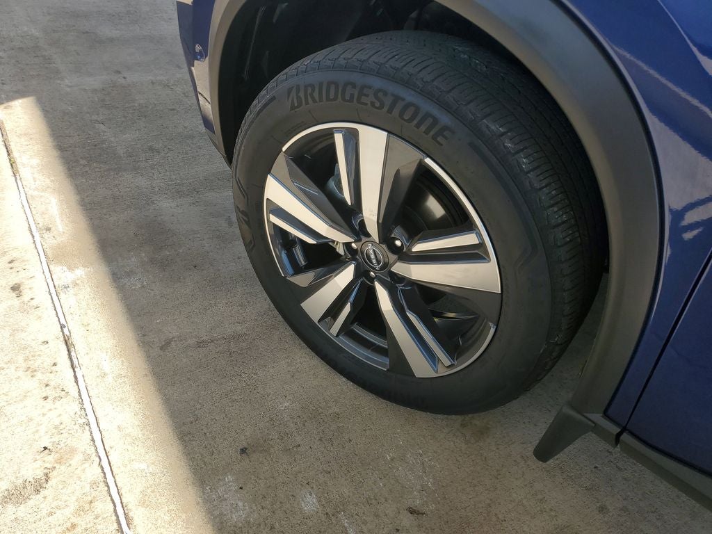 2022 Nissan Rogue SL