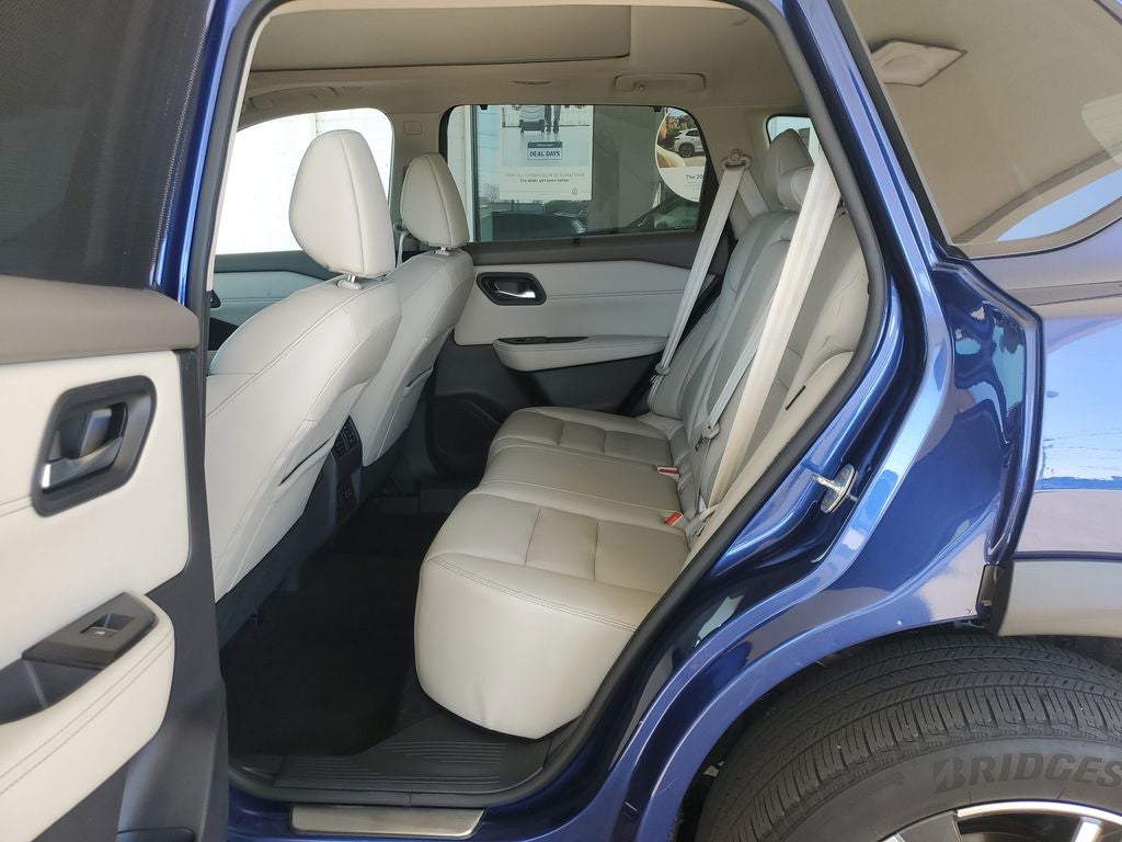 2022 Nissan Rogue SL