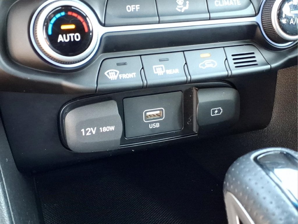 2022 Hyundai Veloster N Base