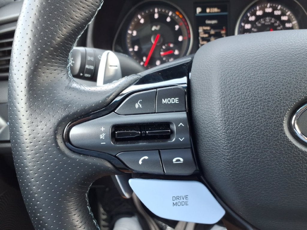 2022 Hyundai Veloster N Base