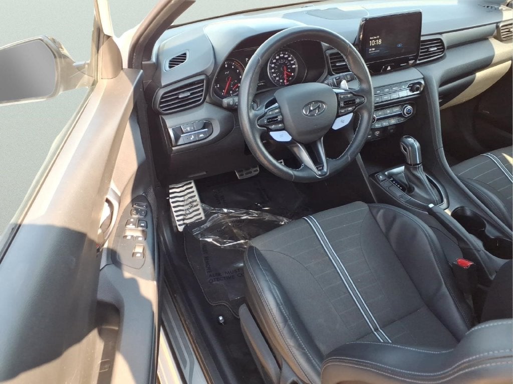 2022 Hyundai Veloster N Base