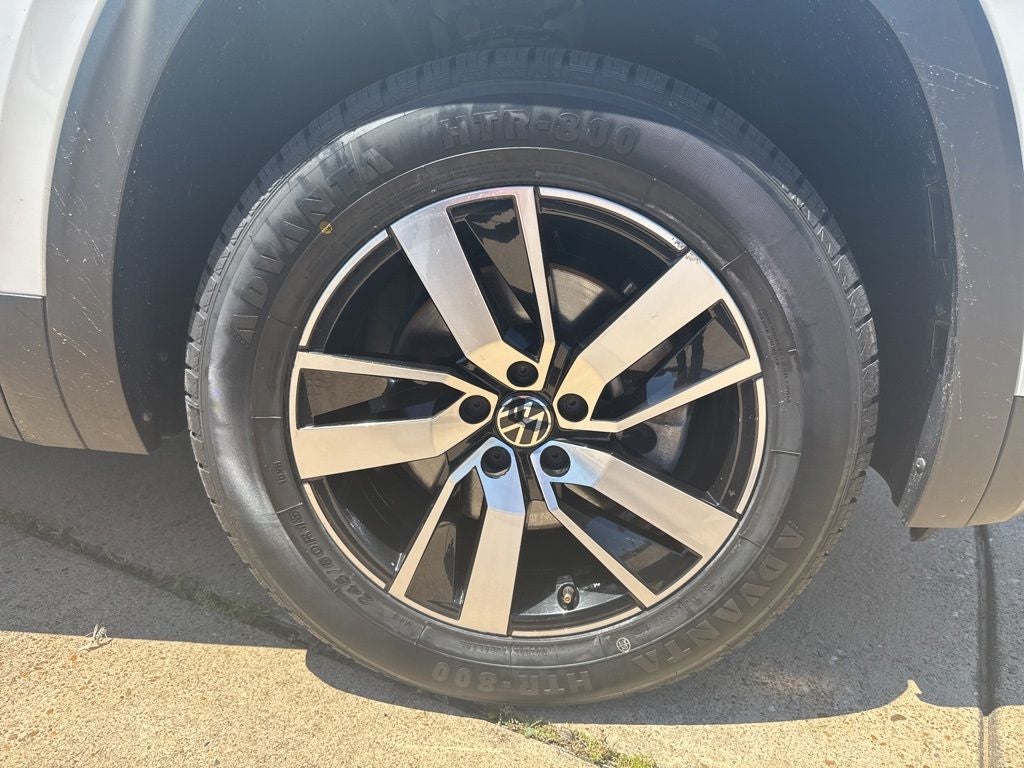 2023 Volkswagen Atlas 2.0T SE