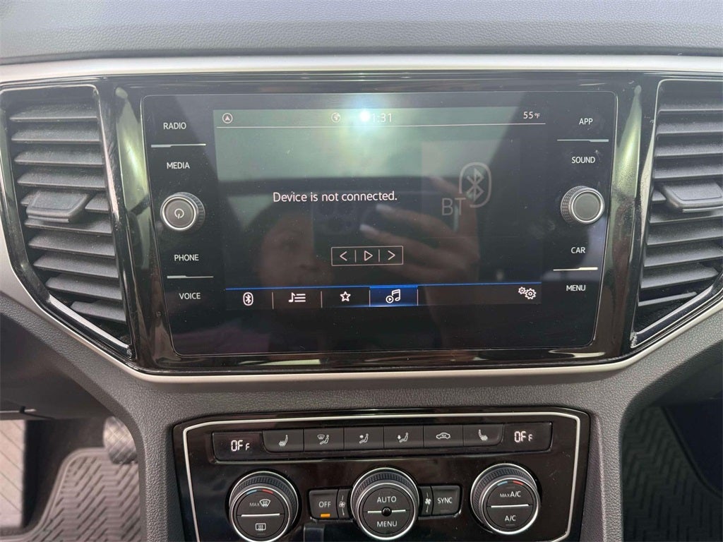 2023 Volkswagen Atlas Cross Sport 2.0T SE w/Technology