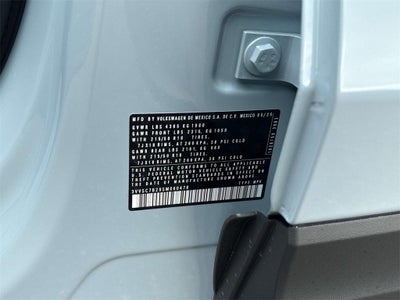 2025 Volkswagen Taos 1.5T SE