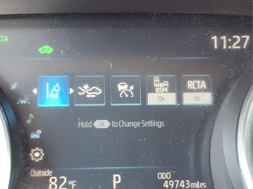 2021 Toyota Camry Hybrid XLE