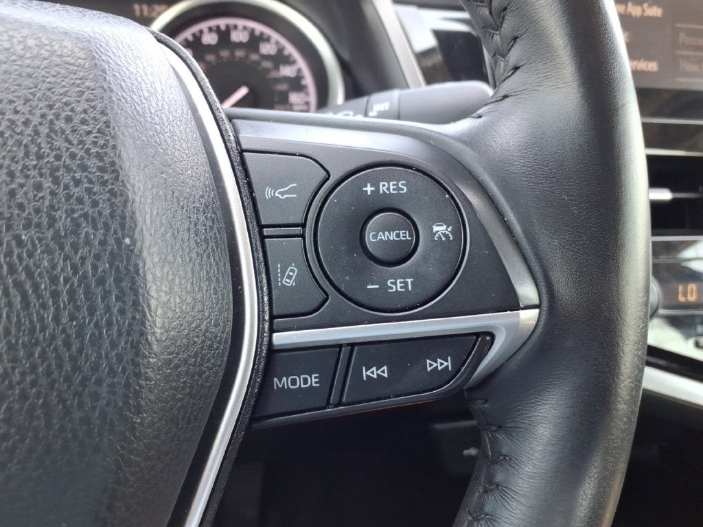 2021 Toyota Camry Hybrid XLE