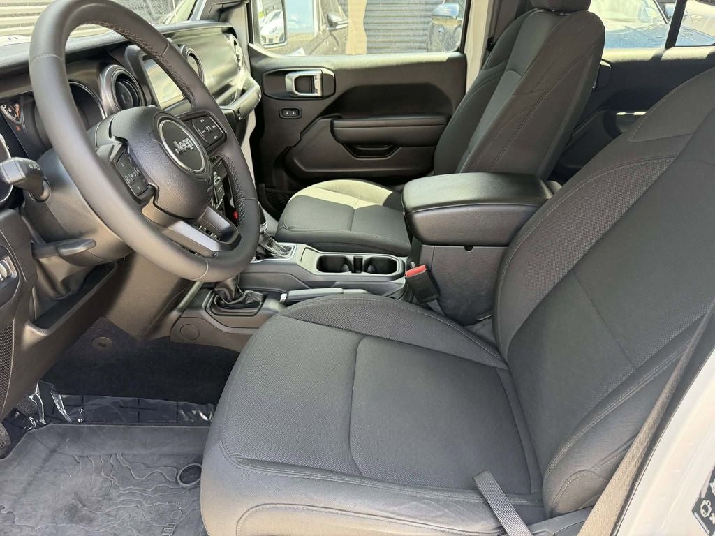 2023 Jeep Gladiator Sport S